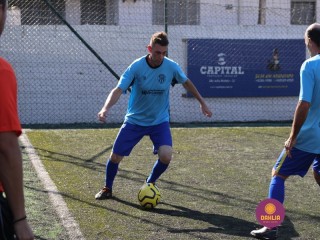 
<a style='margin-left: 5px;' class='btn btn-xs btn-social btn-facebook' href='https://www.facebook.com/sharer/sharer.php?u=https://www.boladovale.com.br/imgs/800-800-90/conteudo/fotos/1364/img9752.jpg' rel='popup' data-width='500' data-height='400'><i class='fa fa-facebook'></i>Compartilhar <span class='hidden-xs'>no Facebook</span>
</a> 
<a class='btn btn-default btn-xs' target='_blank' href='imgs/800-800-90/conteudo/fotos/1364/img9752.jpg'>
<span class='glyphicon glyphicon-cloud-download'></span> Salvar
</a> 
<span></span>
