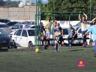 
<a style='margin-left: 5px;' class='btn btn-xs btn-social btn-facebook' href='https://www.facebook.com/sharer/sharer.php?u=https://www.boladovale.com.br/imgs/800-800-90/conteudo/fotos/1364/img9791.jpg' rel='popup' data-width='500' data-height='400'><i class='fa fa-facebook'></i>Compartilhar <span class='hidden-xs'>no Facebook</span>
</a> 
<a class='btn btn-default btn-xs' target='_blank' href='imgs/800-800-90/conteudo/fotos/1364/img9791.jpg'>
<span class='glyphicon glyphicon-cloud-download'></span> Salvar
</a> 
<span></span>