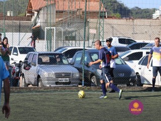 
<a style='margin-left: 5px;' class='btn btn-xs btn-social btn-facebook' href='https://www.facebook.com/sharer/sharer.php?u=https://www.boladovale.com.br/imgs/800-800-90/conteudo/fotos/1364/img9819.jpg' rel='popup' data-width='500' data-height='400'><i class='fa fa-facebook'></i>Compartilhar <span class='hidden-xs'>no Facebook</span>
</a> 
<a class='btn btn-default btn-xs' target='_blank' href='imgs/800-800-90/conteudo/fotos/1364/img9819.jpg'>
<span class='glyphicon glyphicon-cloud-download'></span> Salvar
</a> 
<span></span>