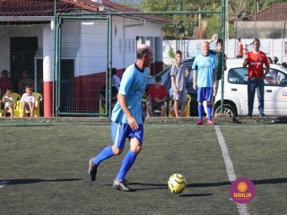 
<a style='margin-left: 5px;' class='btn btn-xs btn-social btn-facebook' href='https://www.facebook.com/sharer/sharer.php?u=https://www.boladovale.com.br/imgs/800-800-90/conteudo/fotos/1364/img9823.jpg' rel='popup' data-width='500' data-height='400'><i class='fa fa-facebook'></i>Compartilhar <span class='hidden-xs'>no Facebook</span>
</a> 
<a class='btn btn-default btn-xs' target='_blank' href='imgs/800-800-90/conteudo/fotos/1364/img9823.jpg'>
<span class='glyphicon glyphicon-cloud-download'></span> Salvar
</a> 
<span></span>