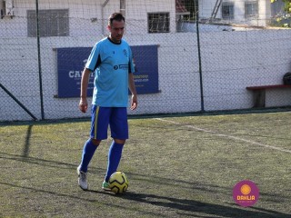 
<a style='margin-left: 5px;' class='btn btn-xs btn-social btn-facebook' href='https://www.facebook.com/sharer/sharer.php?u=https://www.boladovale.com.br/imgs/800-800-90/conteudo/fotos/1364/img9826.jpg' rel='popup' data-width='500' data-height='400'><i class='fa fa-facebook'></i>Compartilhar <span class='hidden-xs'>no Facebook</span>
</a> 
<a class='btn btn-default btn-xs' target='_blank' href='imgs/800-800-90/conteudo/fotos/1364/img9826.jpg'>
<span class='glyphicon glyphicon-cloud-download'></span> Salvar
</a> 
<span></span>