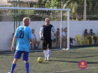 
<a style='margin-left: 5px;' class='btn btn-xs btn-social btn-facebook' href='https://www.facebook.com/sharer/sharer.php?u=https://www.boladovale.com.br/imgs/800-800-90/conteudo/fotos/1364/img9847.jpg' rel='popup' data-width='500' data-height='400'><i class='fa fa-facebook'></i>Compartilhar <span class='hidden-xs'>no Facebook</span>
</a> 
<a class='btn btn-default btn-xs' target='_blank' href='imgs/800-800-90/conteudo/fotos/1364/img9847.jpg'>
<span class='glyphicon glyphicon-cloud-download'></span> Salvar
</a> 
<span></span>