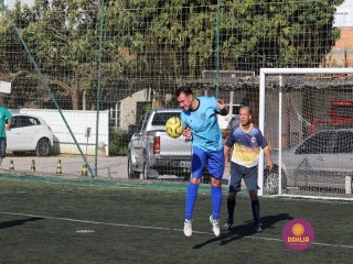 
<a style='margin-left: 5px;' class='btn btn-xs btn-social btn-facebook' href='https://www.facebook.com/sharer/sharer.php?u=https://www.boladovale.com.br/imgs/800-800-90/conteudo/fotos/1364/img9872.jpg' rel='popup' data-width='500' data-height='400'><i class='fa fa-facebook'></i>Compartilhar <span class='hidden-xs'>no Facebook</span>
</a> 
<a class='btn btn-default btn-xs' target='_blank' href='imgs/800-800-90/conteudo/fotos/1364/img9872.jpg'>
<span class='glyphicon glyphicon-cloud-download'></span> Salvar
</a> 
<span></span>