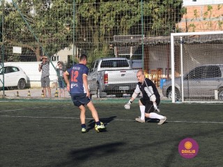 
<a style='margin-left: 5px;' class='btn btn-xs btn-social btn-facebook' href='https://www.facebook.com/sharer/sharer.php?u=https://www.boladovale.com.br/imgs/800-800-90/conteudo/fotos/1364/img9932.jpg' rel='popup' data-width='500' data-height='400'><i class='fa fa-facebook'></i>Compartilhar <span class='hidden-xs'>no Facebook</span>
</a> 
<a class='btn btn-default btn-xs' target='_blank' href='imgs/800-800-90/conteudo/fotos/1364/img9932.jpg'>
<span class='glyphicon glyphicon-cloud-download'></span> Salvar
</a> 
<span></span>