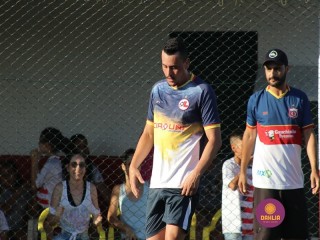 
<a style='margin-left: 5px;' class='btn btn-xs btn-social btn-facebook' href='https://www.facebook.com/sharer/sharer.php?u=https://www.boladovale.com.br/imgs/800-800-90/conteudo/fotos/1364/img9937.jpg' rel='popup' data-width='500' data-height='400'><i class='fa fa-facebook'></i>Compartilhar <span class='hidden-xs'>no Facebook</span>
</a> 
<a class='btn btn-default btn-xs' target='_blank' href='imgs/800-800-90/conteudo/fotos/1364/img9937.jpg'>
<span class='glyphicon glyphicon-cloud-download'></span> Salvar
</a> 
<span></span>