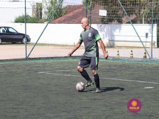 
<a style='margin-left: 5px;' class='btn btn-xs btn-social btn-facebook' href='https://www.facebook.com/sharer/sharer.php?u=https://www.boladovale.com.br/imgs/800-800-90/conteudo/fotos/1365/img9581.jpg' rel='popup' data-width='500' data-height='400'><i class='fa fa-facebook'></i>Compartilhar <span class='hidden-xs'>no Facebook</span>
</a> 
<a class='btn btn-default btn-xs' target='_blank' href='imgs/800-800-90/conteudo/fotos/1365/img9581.jpg'>
<span class='glyphicon glyphicon-cloud-download'></span> Salvar
</a> 
<span></span>