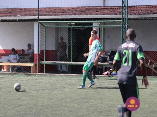 
<a style='margin-left: 5px;' class='btn btn-xs btn-social btn-facebook' href='https://www.facebook.com/sharer/sharer.php?u=https://www.boladovale.com.br/imgs/800-800-90/conteudo/fotos/1365/img9589.jpg' rel='popup' data-width='500' data-height='400'><i class='fa fa-facebook'></i>Compartilhar <span class='hidden-xs'>no Facebook</span>
</a> 
<a class='btn btn-default btn-xs' target='_blank' href='imgs/800-800-90/conteudo/fotos/1365/img9589.jpg'>
<span class='glyphicon glyphicon-cloud-download'></span> Salvar
</a> 
<span></span>