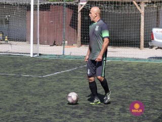 
<a style='margin-left: 5px;' class='btn btn-xs btn-social btn-facebook' href='https://www.facebook.com/sharer/sharer.php?u=https://www.boladovale.com.br/imgs/800-800-90/conteudo/fotos/1365/img9602.jpg' rel='popup' data-width='500' data-height='400'><i class='fa fa-facebook'></i>Compartilhar <span class='hidden-xs'>no Facebook</span>
</a> 
<a class='btn btn-default btn-xs' target='_blank' href='imgs/800-800-90/conteudo/fotos/1365/img9602.jpg'>
<span class='glyphicon glyphicon-cloud-download'></span> Salvar
</a> 
<span></span>