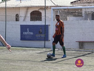 
<a style='margin-left: 5px;' class='btn btn-xs btn-social btn-facebook' href='https://www.facebook.com/sharer/sharer.php?u=https://www.boladovale.com.br/imgs/800-800-90/conteudo/fotos/1365/img9612.jpg' rel='popup' data-width='500' data-height='400'><i class='fa fa-facebook'></i>Compartilhar <span class='hidden-xs'>no Facebook</span>
</a> 
<a class='btn btn-default btn-xs' target='_blank' href='imgs/800-800-90/conteudo/fotos/1365/img9612.jpg'>
<span class='glyphicon glyphicon-cloud-download'></span> Salvar
</a> 
<span></span>