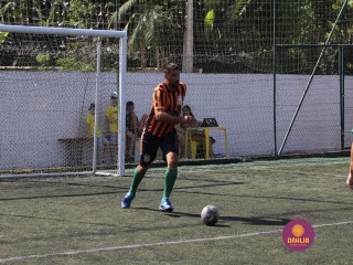 
<a style='margin-left: 5px;' class='btn btn-xs btn-social btn-facebook' href='https://www.facebook.com/sharer/sharer.php?u=https://www.boladovale.com.br/imgs/800-800-90/conteudo/fotos/1365/img9623.jpg' rel='popup' data-width='500' data-height='400'><i class='fa fa-facebook'></i>Compartilhar <span class='hidden-xs'>no Facebook</span>
</a> 
<a class='btn btn-default btn-xs' target='_blank' href='imgs/800-800-90/conteudo/fotos/1365/img9623.jpg'>
<span class='glyphicon glyphicon-cloud-download'></span> Salvar
</a> 
<span></span>