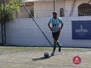 
<a style='margin-left: 5px;' class='btn btn-xs btn-social btn-facebook' href='https://www.facebook.com/sharer/sharer.php?u=https://www.boladovale.com.br/imgs/800-800-90/conteudo/fotos/1365/img9645.jpg' rel='popup' data-width='500' data-height='400'><i class='fa fa-facebook'></i>Compartilhar <span class='hidden-xs'>no Facebook</span>
</a> 
<a class='btn btn-default btn-xs' target='_blank' href='imgs/800-800-90/conteudo/fotos/1365/img9645.jpg'>
<span class='glyphicon glyphicon-cloud-download'></span> Salvar
</a> 
<span></span>