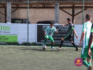 
<a style='margin-left: 5px;' class='btn btn-xs btn-social btn-facebook' href='https://www.facebook.com/sharer/sharer.php?u=https://www.boladovale.com.br/imgs/800-800-90/conteudo/fotos/1365/img9649.jpg' rel='popup' data-width='500' data-height='400'><i class='fa fa-facebook'></i>Compartilhar <span class='hidden-xs'>no Facebook</span>
</a> 
<a class='btn btn-default btn-xs' target='_blank' href='imgs/800-800-90/conteudo/fotos/1365/img9649.jpg'>
<span class='glyphicon glyphicon-cloud-download'></span> Salvar
</a> 
<span></span>