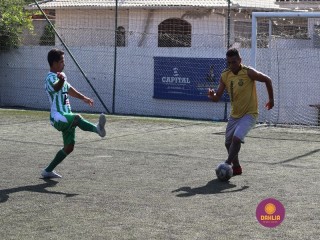 
<a style='margin-left: 5px;' class='btn btn-xs btn-social btn-facebook' href='https://www.facebook.com/sharer/sharer.php?u=https://www.boladovale.com.br/imgs/800-800-90/conteudo/fotos/1365/img9653.jpg' rel='popup' data-width='500' data-height='400'><i class='fa fa-facebook'></i>Compartilhar <span class='hidden-xs'>no Facebook</span>
</a> 
<a class='btn btn-default btn-xs' target='_blank' href='imgs/800-800-90/conteudo/fotos/1365/img9653.jpg'>
<span class='glyphicon glyphicon-cloud-download'></span> Salvar
</a> 
<span></span>