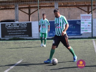 
<a style='margin-left: 5px;' class='btn btn-xs btn-social btn-facebook' href='https://www.facebook.com/sharer/sharer.php?u=https://www.boladovale.com.br/imgs/800-800-90/conteudo/fotos/1365/img9668.jpg' rel='popup' data-width='500' data-height='400'><i class='fa fa-facebook'></i>Compartilhar <span class='hidden-xs'>no Facebook</span>
</a> 
<a class='btn btn-default btn-xs' target='_blank' href='imgs/800-800-90/conteudo/fotos/1365/img9668.jpg'>
<span class='glyphicon glyphicon-cloud-download'></span> Salvar
</a> 
<span></span>