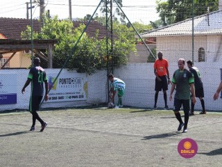 
<a style='margin-left: 5px;' class='btn btn-xs btn-social btn-facebook' href='https://www.facebook.com/sharer/sharer.php?u=https://www.boladovale.com.br/imgs/800-800-90/conteudo/fotos/1365/img9674.jpg' rel='popup' data-width='500' data-height='400'><i class='fa fa-facebook'></i>Compartilhar <span class='hidden-xs'>no Facebook</span>
</a> 
<a class='btn btn-default btn-xs' target='_blank' href='imgs/800-800-90/conteudo/fotos/1365/img9674.jpg'>
<span class='glyphicon glyphicon-cloud-download'></span> Salvar
</a> 
<span></span>
