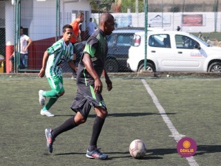 
<a style='margin-left: 5px;' class='btn btn-xs btn-social btn-facebook' href='https://www.facebook.com/sharer/sharer.php?u=https://www.boladovale.com.br/imgs/800-800-90/conteudo/fotos/1365/img9707.jpg' rel='popup' data-width='500' data-height='400'><i class='fa fa-facebook'></i>Compartilhar <span class='hidden-xs'>no Facebook</span>
</a> 
<a class='btn btn-default btn-xs' target='_blank' href='imgs/800-800-90/conteudo/fotos/1365/img9707.jpg'>
<span class='glyphicon glyphicon-cloud-download'></span> Salvar
</a> 
<span></span>