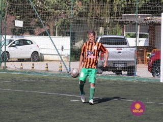 
<a style='margin-left: 5px;' class='btn btn-xs btn-social btn-facebook' href='https://www.facebook.com/sharer/sharer.php?u=https://www.boladovale.com.br/imgs/800-800-90/conteudo/fotos/1365/img9726.jpg' rel='popup' data-width='500' data-height='400'><i class='fa fa-facebook'></i>Compartilhar <span class='hidden-xs'>no Facebook</span>
</a> 
<a class='btn btn-default btn-xs' target='_blank' href='imgs/800-800-90/conteudo/fotos/1365/img9726.jpg'>
<span class='glyphicon glyphicon-cloud-download'></span> Salvar
</a> 
<span></span>