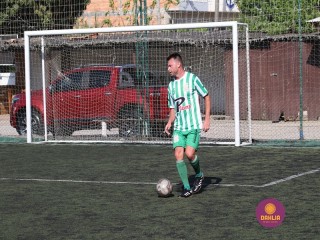 
<a style='margin-left: 5px;' class='btn btn-xs btn-social btn-facebook' href='https://www.facebook.com/sharer/sharer.php?u=https://www.boladovale.com.br/imgs/800-800-90/conteudo/fotos/1365/img9735.jpg' rel='popup' data-width='500' data-height='400'><i class='fa fa-facebook'></i>Compartilhar <span class='hidden-xs'>no Facebook</span>
</a> 
<a class='btn btn-default btn-xs' target='_blank' href='imgs/800-800-90/conteudo/fotos/1365/img9735.jpg'>
<span class='glyphicon glyphicon-cloud-download'></span> Salvar
</a> 
<span></span>