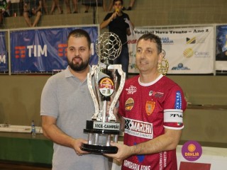 
<a style='margin-left: 5px;' class='btn btn-xs btn-social btn-facebook' href='https://www.facebook.com/sharer/sharer.php?u=https://www.boladovale.com.br/imgs/800-800-90/conteudo/fotos/1366/img0488.jpg' rel='popup' data-width='500' data-height='400'><i class='fa fa-facebook'></i>Compartilhar <span class='hidden-xs'>no Facebook</span>
</a> 
<a class='btn btn-default btn-xs' target='_blank' href='imgs/800-800-90/conteudo/fotos/1366/img0488.jpg'>
<span class='glyphicon glyphicon-cloud-download'></span> Salvar
</a> 
<span></span>