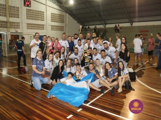 
<a style='margin-left: 5px;' class='btn btn-xs btn-social btn-facebook' href='https://www.facebook.com/sharer/sharer.php?u=https://www.boladovale.com.br/imgs/800-800-90/conteudo/fotos/1366/img0505.jpg' rel='popup' data-width='500' data-height='400'><i class='fa fa-facebook'></i>Compartilhar <span class='hidden-xs'>no Facebook</span>
</a> 
<a class='btn btn-default btn-xs' target='_blank' href='imgs/800-800-90/conteudo/fotos/1366/img0505.jpg'>
<span class='glyphicon glyphicon-cloud-download'></span> Salvar
</a> 
<span></span>