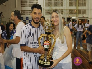 
<a style='margin-left: 5px;' class='btn btn-xs btn-social btn-facebook' href='https://www.facebook.com/sharer/sharer.php?u=https://www.boladovale.com.br/imgs/800-800-90/conteudo/fotos/1366/img0512.jpg' rel='popup' data-width='500' data-height='400'><i class='fa fa-facebook'></i>Compartilhar <span class='hidden-xs'>no Facebook</span>
</a> 
<a class='btn btn-default btn-xs' target='_blank' href='imgs/800-800-90/conteudo/fotos/1366/img0512.jpg'>
<span class='glyphicon glyphicon-cloud-download'></span> Salvar
</a> 
<span></span>