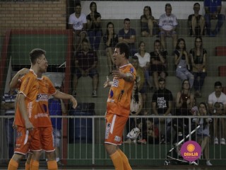 
<a style='margin-left: 5px;' class='btn btn-xs btn-social btn-facebook' href='https://www.facebook.com/sharer/sharer.php?u=https://www.boladovale.com.br/imgs/800-800-90/conteudo/fotos/1367/mg0320.jpg' rel='popup' data-width='500' data-height='400'><i class='fa fa-facebook'></i>Compartilhar <span class='hidden-xs'>no Facebook</span>
</a> 
<a class='btn btn-default btn-xs' target='_blank' href='imgs/800-800-90/conteudo/fotos/1367/mg0320.jpg'>
<span class='glyphicon glyphicon-cloud-download'></span> Salvar
</a> 
<span></span>