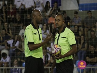 
<a style='margin-left: 5px;' class='btn btn-xs btn-social btn-facebook' href='https://www.facebook.com/sharer/sharer.php?u=https://www.boladovale.com.br/imgs/800-800-90/conteudo/fotos/1367/mg0324.jpg' rel='popup' data-width='500' data-height='400'><i class='fa fa-facebook'></i>Compartilhar <span class='hidden-xs'>no Facebook</span>
</a> 
<a class='btn btn-default btn-xs' target='_blank' href='imgs/800-800-90/conteudo/fotos/1367/mg0324.jpg'>
<span class='glyphicon glyphicon-cloud-download'></span> Salvar
</a> 
<span></span>