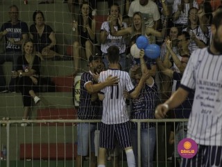 
<a style='margin-left: 5px;' class='btn btn-xs btn-social btn-facebook' href='https://www.facebook.com/sharer/sharer.php?u=https://www.boladovale.com.br/imgs/800-800-90/conteudo/fotos/1367/mg0362.jpg' rel='popup' data-width='500' data-height='400'><i class='fa fa-facebook'></i>Compartilhar <span class='hidden-xs'>no Facebook</span>
</a> 
<a class='btn btn-default btn-xs' target='_blank' href='imgs/800-800-90/conteudo/fotos/1367/mg0362.jpg'>
<span class='glyphicon glyphicon-cloud-download'></span> Salvar
</a> 
<span></span>