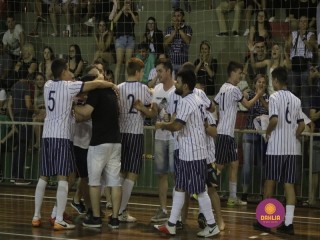 
<a style='margin-left: 5px;' class='btn btn-xs btn-social btn-facebook' href='https://www.facebook.com/sharer/sharer.php?u=https://www.boladovale.com.br/imgs/800-800-90/conteudo/fotos/1367/mg0437.jpg' rel='popup' data-width='500' data-height='400'><i class='fa fa-facebook'></i>Compartilhar <span class='hidden-xs'>no Facebook</span>
</a> 
<a class='btn btn-default btn-xs' target='_blank' href='imgs/800-800-90/conteudo/fotos/1367/mg0437.jpg'>
<span class='glyphicon glyphicon-cloud-download'></span> Salvar
</a> 
<span></span>