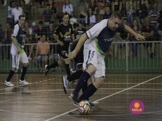 
<a style='margin-left: 5px;' class='btn btn-xs btn-social btn-facebook' href='https://www.facebook.com/sharer/sharer.php?u=https://www.boladovale.com.br/imgs/800-800-90/conteudo/fotos/1368/mg0020.jpg' rel='popup' data-width='500' data-height='400'><i class='fa fa-facebook'></i>Compartilhar <span class='hidden-xs'>no Facebook</span>
</a> 
<a class='btn btn-default btn-xs' target='_blank' href='imgs/800-800-90/conteudo/fotos/1368/mg0020.jpg'>
<span class='glyphicon glyphicon-cloud-download'></span> Salvar
</a> 
<span></span>