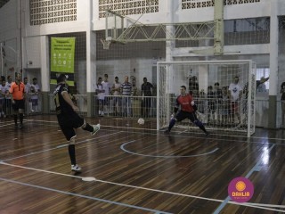 
<a style='margin-left: 5px;' class='btn btn-xs btn-social btn-facebook' href='https://www.facebook.com/sharer/sharer.php?u=https://www.boladovale.com.br/imgs/800-800-90/conteudo/fotos/1368/mg0152.jpg' rel='popup' data-width='500' data-height='400'><i class='fa fa-facebook'></i>Compartilhar <span class='hidden-xs'>no Facebook</span>
</a> 
<a class='btn btn-default btn-xs' target='_blank' href='imgs/800-800-90/conteudo/fotos/1368/mg0152.jpg'>
<span class='glyphicon glyphicon-cloud-download'></span> Salvar
</a> 
<span></span>