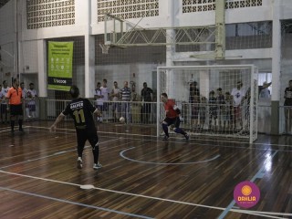 
<a style='margin-left: 5px;' class='btn btn-xs btn-social btn-facebook' href='https://www.facebook.com/sharer/sharer.php?u=https://www.boladovale.com.br/imgs/800-800-90/conteudo/fotos/1368/mg0154.jpg' rel='popup' data-width='500' data-height='400'><i class='fa fa-facebook'></i>Compartilhar <span class='hidden-xs'>no Facebook</span>
</a> 
<a class='btn btn-default btn-xs' target='_blank' href='imgs/800-800-90/conteudo/fotos/1368/mg0154.jpg'>
<span class='glyphicon glyphicon-cloud-download'></span> Salvar
</a> 
<span></span>