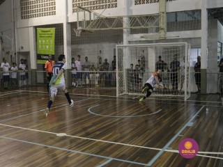 
<a style='margin-left: 5px;' class='btn btn-xs btn-social btn-facebook' href='https://www.facebook.com/sharer/sharer.php?u=https://www.boladovale.com.br/imgs/800-800-90/conteudo/fotos/1368/mg0202.jpg' rel='popup' data-width='500' data-height='400'><i class='fa fa-facebook'></i>Compartilhar <span class='hidden-xs'>no Facebook</span>
</a> 
<a class='btn btn-default btn-xs' target='_blank' href='imgs/800-800-90/conteudo/fotos/1368/mg0202.jpg'>
<span class='glyphicon glyphicon-cloud-download'></span> Salvar
</a> 
<span></span>