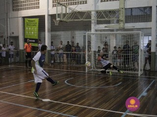 
<a style='margin-left: 5px;' class='btn btn-xs btn-social btn-facebook' href='https://www.facebook.com/sharer/sharer.php?u=https://www.boladovale.com.br/imgs/800-800-90/conteudo/fotos/1368/mg0226.jpg' rel='popup' data-width='500' data-height='400'><i class='fa fa-facebook'></i>Compartilhar <span class='hidden-xs'>no Facebook</span>
</a> 
<a class='btn btn-default btn-xs' target='_blank' href='imgs/800-800-90/conteudo/fotos/1368/mg0226.jpg'>
<span class='glyphicon glyphicon-cloud-download'></span> Salvar
</a> 
<span></span>