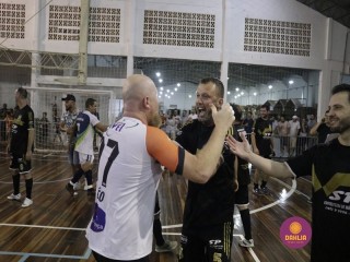 
<a style='margin-left: 5px;' class='btn btn-xs btn-social btn-facebook' href='https://www.facebook.com/sharer/sharer.php?u=https://www.boladovale.com.br/imgs/800-800-90/conteudo/fotos/1368/mg0262.jpg' rel='popup' data-width='500' data-height='400'><i class='fa fa-facebook'></i>Compartilhar <span class='hidden-xs'>no Facebook</span>
</a> 
<a class='btn btn-default btn-xs' target='_blank' href='imgs/800-800-90/conteudo/fotos/1368/mg0262.jpg'>
<span class='glyphicon glyphicon-cloud-download'></span> Salvar
</a> 
<span></span>