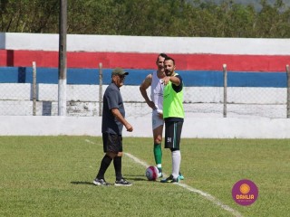 
<a style='margin-left: 5px;' class='btn btn-xs btn-social btn-facebook' href='https://www.facebook.com/sharer/sharer.php?u=https://www.boladovale.com.br/imgs/800-800-90/conteudo/fotos/1369/img0558.jpg' rel='popup' data-width='500' data-height='400'><i class='fa fa-facebook'></i>Compartilhar <span class='hidden-xs'>no Facebook</span>
</a> 
<a class='btn btn-default btn-xs' target='_blank' href='imgs/800-800-90/conteudo/fotos/1369/img0558.jpg'>
<span class='glyphicon glyphicon-cloud-download'></span> Salvar
</a> 
<span></span>