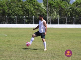 
<a style='margin-left: 5px;' class='btn btn-xs btn-social btn-facebook' href='https://www.facebook.com/sharer/sharer.php?u=https://www.boladovale.com.br/imgs/800-800-90/conteudo/fotos/1369/img0568.jpg' rel='popup' data-width='500' data-height='400'><i class='fa fa-facebook'></i>Compartilhar <span class='hidden-xs'>no Facebook</span>
</a> 
<a class='btn btn-default btn-xs' target='_blank' href='imgs/800-800-90/conteudo/fotos/1369/img0568.jpg'>
<span class='glyphicon glyphicon-cloud-download'></span> Salvar
</a> 
<span></span>
