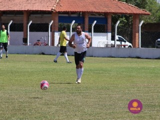 
<a style='margin-left: 5px;' class='btn btn-xs btn-social btn-facebook' href='https://www.facebook.com/sharer/sharer.php?u=https://www.boladovale.com.br/imgs/800-800-90/conteudo/fotos/1369/img0624.jpg' rel='popup' data-width='500' data-height='400'><i class='fa fa-facebook'></i>Compartilhar <span class='hidden-xs'>no Facebook</span>
</a> 
<a class='btn btn-default btn-xs' target='_blank' href='imgs/800-800-90/conteudo/fotos/1369/img0624.jpg'>
<span class='glyphicon glyphicon-cloud-download'></span> Salvar
</a> 
<span></span>