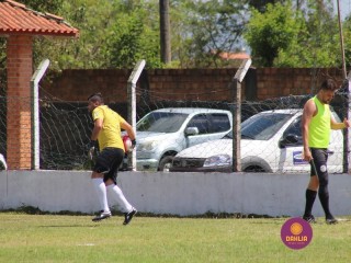 
<a style='margin-left: 5px;' class='btn btn-xs btn-social btn-facebook' href='https://www.facebook.com/sharer/sharer.php?u=https://www.boladovale.com.br/imgs/800-800-90/conteudo/fotos/1369/img0635.jpg' rel='popup' data-width='500' data-height='400'><i class='fa fa-facebook'></i>Compartilhar <span class='hidden-xs'>no Facebook</span>
</a> 
<a class='btn btn-default btn-xs' target='_blank' href='imgs/800-800-90/conteudo/fotos/1369/img0635.jpg'>
<span class='glyphicon glyphicon-cloud-download'></span> Salvar
</a> 
<span></span>