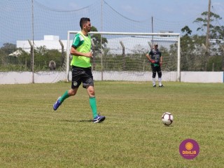 
<a style='margin-left: 5px;' class='btn btn-xs btn-social btn-facebook' href='https://www.facebook.com/sharer/sharer.php?u=https://www.boladovale.com.br/imgs/800-800-90/conteudo/fotos/1369/img0644.jpg' rel='popup' data-width='500' data-height='400'><i class='fa fa-facebook'></i>Compartilhar <span class='hidden-xs'>no Facebook</span>
</a> 
<a class='btn btn-default btn-xs' target='_blank' href='imgs/800-800-90/conteudo/fotos/1369/img0644.jpg'>
<span class='glyphicon glyphicon-cloud-download'></span> Salvar
</a> 
<span></span>
