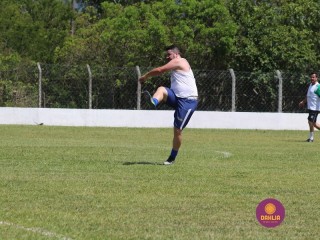 
<a style='margin-left: 5px;' class='btn btn-xs btn-social btn-facebook' href='https://www.facebook.com/sharer/sharer.php?u=https://www.boladovale.com.br/imgs/800-800-90/conteudo/fotos/1369/img0648.jpg' rel='popup' data-width='500' data-height='400'><i class='fa fa-facebook'></i>Compartilhar <span class='hidden-xs'>no Facebook</span>
</a> 
<a class='btn btn-default btn-xs' target='_blank' href='imgs/800-800-90/conteudo/fotos/1369/img0648.jpg'>
<span class='glyphicon glyphicon-cloud-download'></span> Salvar
</a> 
<span></span>