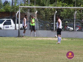 
<a style='margin-left: 5px;' class='btn btn-xs btn-social btn-facebook' href='https://www.facebook.com/sharer/sharer.php?u=https://www.boladovale.com.br/imgs/800-800-90/conteudo/fotos/1369/img0657.jpg' rel='popup' data-width='500' data-height='400'><i class='fa fa-facebook'></i>Compartilhar <span class='hidden-xs'>no Facebook</span>
</a> 
<a class='btn btn-default btn-xs' target='_blank' href='imgs/800-800-90/conteudo/fotos/1369/img0657.jpg'>
<span class='glyphicon glyphicon-cloud-download'></span> Salvar
</a> 
<span></span>