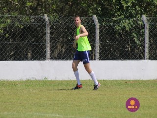 
<a style='margin-left: 5px;' class='btn btn-xs btn-social btn-facebook' href='https://www.facebook.com/sharer/sharer.php?u=https://www.boladovale.com.br/imgs/800-800-90/conteudo/fotos/1369/img0674.jpg' rel='popup' data-width='500' data-height='400'><i class='fa fa-facebook'></i>Compartilhar <span class='hidden-xs'>no Facebook</span>
</a> 
<a class='btn btn-default btn-xs' target='_blank' href='imgs/800-800-90/conteudo/fotos/1369/img0674.jpg'>
<span class='glyphicon glyphicon-cloud-download'></span> Salvar
</a> 
<span></span>
