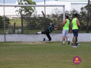 
<a style='margin-left: 5px;' class='btn btn-xs btn-social btn-facebook' href='https://www.facebook.com/sharer/sharer.php?u=https://www.boladovale.com.br/imgs/800-800-90/conteudo/fotos/1369/img0704.jpg' rel='popup' data-width='500' data-height='400'><i class='fa fa-facebook'></i>Compartilhar <span class='hidden-xs'>no Facebook</span>
</a> 
<a class='btn btn-default btn-xs' target='_blank' href='imgs/800-800-90/conteudo/fotos/1369/img0704.jpg'>
<span class='glyphicon glyphicon-cloud-download'></span> Salvar
</a> 
<span></span>