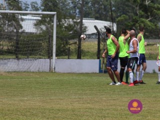 
<a style='margin-left: 5px;' class='btn btn-xs btn-social btn-facebook' href='https://www.facebook.com/sharer/sharer.php?u=https://www.boladovale.com.br/imgs/800-800-90/conteudo/fotos/1369/img0709.jpg' rel='popup' data-width='500' data-height='400'><i class='fa fa-facebook'></i>Compartilhar <span class='hidden-xs'>no Facebook</span>
</a> 
<a class='btn btn-default btn-xs' target='_blank' href='imgs/800-800-90/conteudo/fotos/1369/img0709.jpg'>
<span class='glyphicon glyphicon-cloud-download'></span> Salvar
</a> 
<span></span>