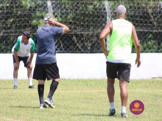 
<a style='margin-left: 5px;' class='btn btn-xs btn-social btn-facebook' href='https://www.facebook.com/sharer/sharer.php?u=https://www.boladovale.com.br/imgs/800-800-90/conteudo/fotos/1369/img0752.jpg' rel='popup' data-width='500' data-height='400'><i class='fa fa-facebook'></i>Compartilhar <span class='hidden-xs'>no Facebook</span>
</a> 
<a class='btn btn-default btn-xs' target='_blank' href='imgs/800-800-90/conteudo/fotos/1369/img0752.jpg'>
<span class='glyphicon glyphicon-cloud-download'></span> Salvar
</a> 
<span></span>