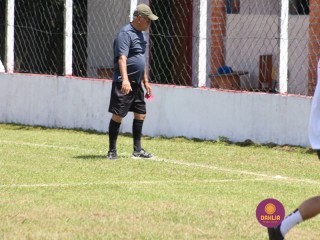 
<a style='margin-left: 5px;' class='btn btn-xs btn-social btn-facebook' href='https://www.facebook.com/sharer/sharer.php?u=https://www.boladovale.com.br/imgs/800-800-90/conteudo/fotos/1369/img0755.jpg' rel='popup' data-width='500' data-height='400'><i class='fa fa-facebook'></i>Compartilhar <span class='hidden-xs'>no Facebook</span>
</a> 
<a class='btn btn-default btn-xs' target='_blank' href='imgs/800-800-90/conteudo/fotos/1369/img0755.jpg'>
<span class='glyphicon glyphicon-cloud-download'></span> Salvar
</a> 
<span></span>