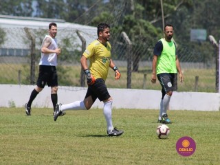 
<a style='margin-left: 5px;' class='btn btn-xs btn-social btn-facebook' href='https://www.facebook.com/sharer/sharer.php?u=https://www.boladovale.com.br/imgs/800-800-90/conteudo/fotos/1369/img0814.jpg' rel='popup' data-width='500' data-height='400'><i class='fa fa-facebook'></i>Compartilhar <span class='hidden-xs'>no Facebook</span>
</a> 
<a class='btn btn-default btn-xs' target='_blank' href='imgs/800-800-90/conteudo/fotos/1369/img0814.jpg'>
<span class='glyphicon glyphicon-cloud-download'></span> Salvar
</a> 
<span></span>