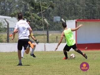 
<a style='margin-left: 5px;' class='btn btn-xs btn-social btn-facebook' href='https://www.facebook.com/sharer/sharer.php?u=https://www.boladovale.com.br/imgs/800-800-90/conteudo/fotos/1369/img0820.jpg' rel='popup' data-width='500' data-height='400'><i class='fa fa-facebook'></i>Compartilhar <span class='hidden-xs'>no Facebook</span>
</a> 
<a class='btn btn-default btn-xs' target='_blank' href='imgs/800-800-90/conteudo/fotos/1369/img0820.jpg'>
<span class='glyphicon glyphicon-cloud-download'></span> Salvar
</a> 
<span></span>