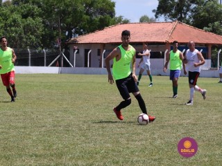 
<a style='margin-left: 5px;' class='btn btn-xs btn-social btn-facebook' href='https://www.facebook.com/sharer/sharer.php?u=https://www.boladovale.com.br/imgs/800-800-90/conteudo/fotos/1369/img0835.jpg' rel='popup' data-width='500' data-height='400'><i class='fa fa-facebook'></i>Compartilhar <span class='hidden-xs'>no Facebook</span>
</a> 
<a class='btn btn-default btn-xs' target='_blank' href='imgs/800-800-90/conteudo/fotos/1369/img0835.jpg'>
<span class='glyphicon glyphicon-cloud-download'></span> Salvar
</a> 
<span></span>